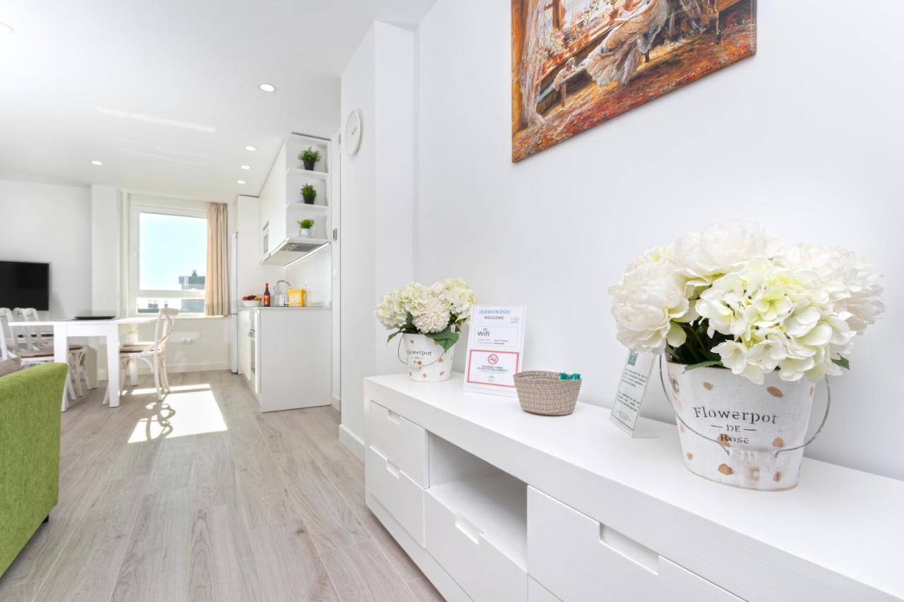 Arpa De Treboles - Carihuela Views! Appartement Torremolinos Buitenkant foto
